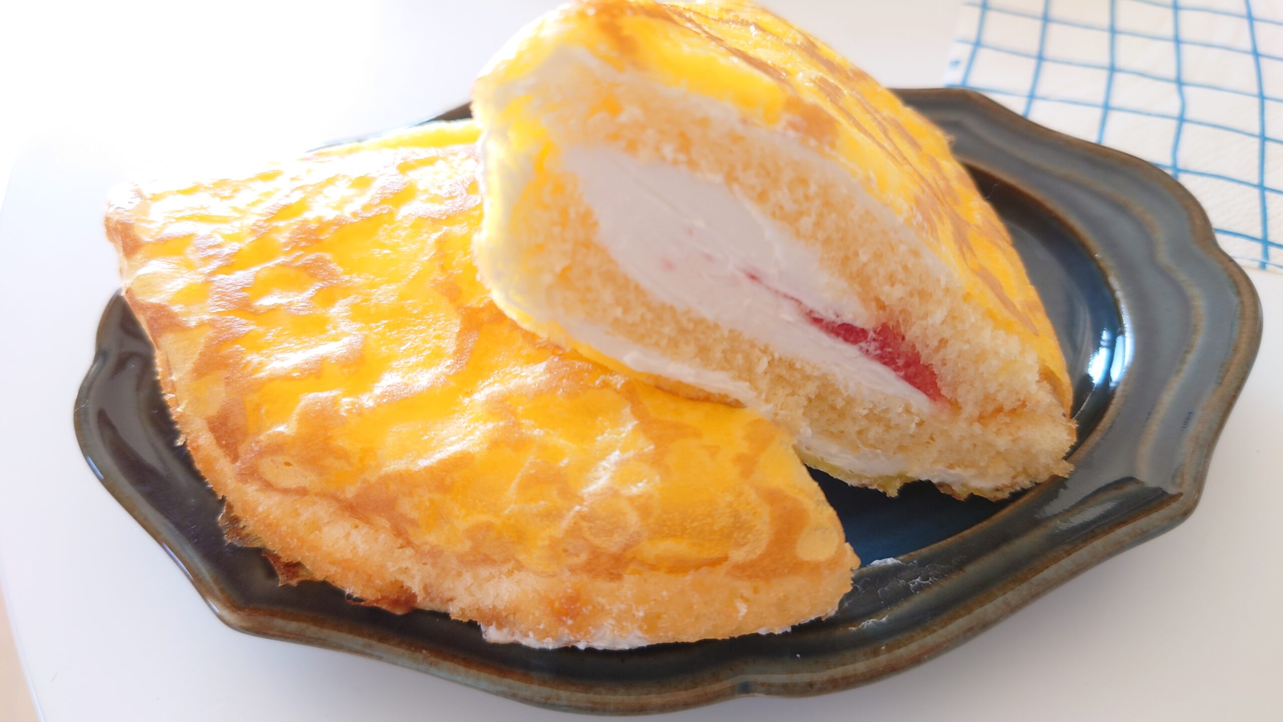 クレープ好き必見 ローソン ふわふわ生地のクレープサンド よりみち生活 クレープ好き必見 ローソン ふわふわ生地のクレープサンド よりみち生活